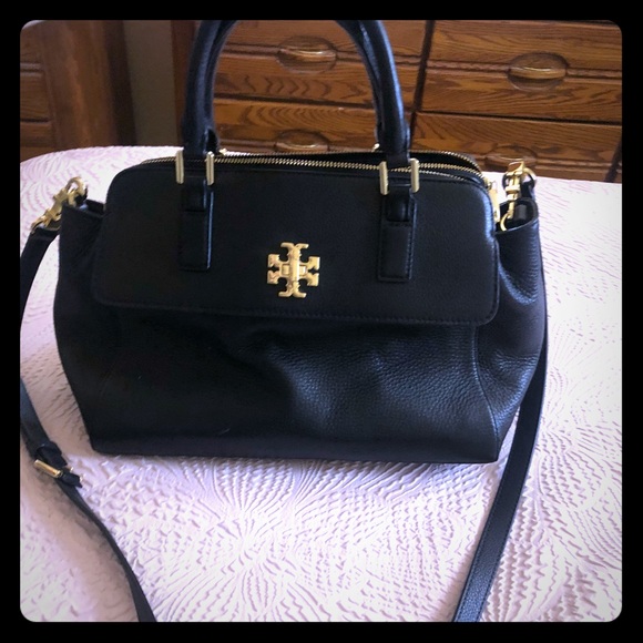 Tory Burch black leather bag with gold details - Picture 1 of 9